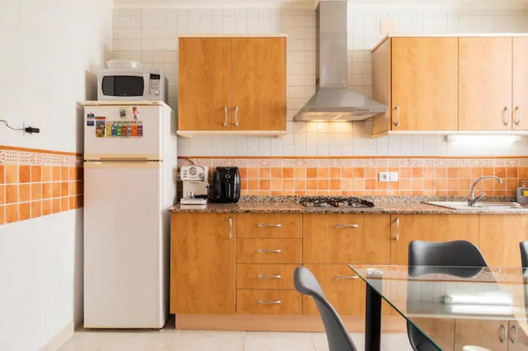 Room With Private Bathroom And Balcony Nearby The Mercado Central, Center And Beach Alicante Buitenkant foto