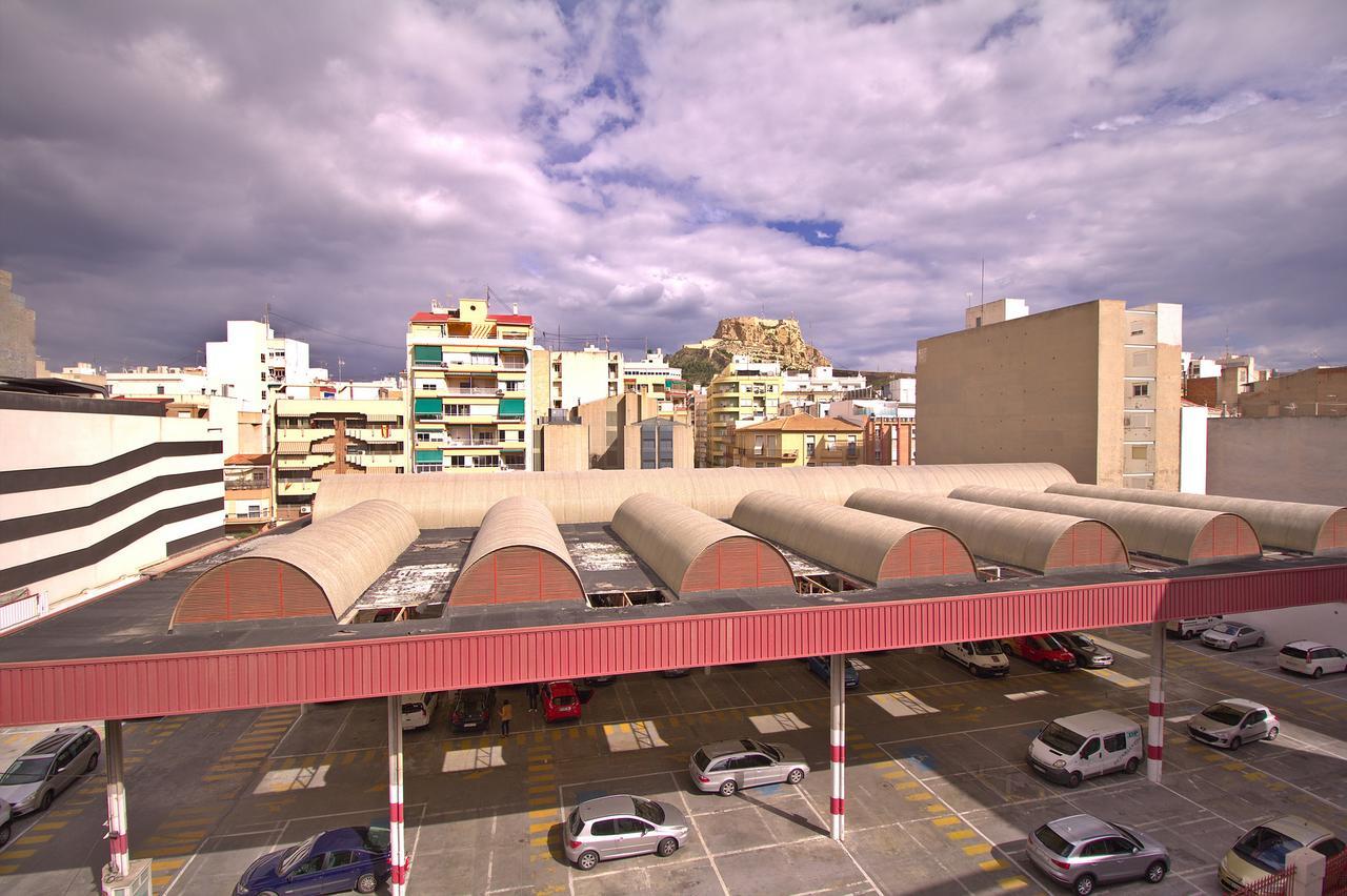 Room With Private Bathroom And Balcony Nearby The Mercado Central, Center And Beach Alicante Buitenkant foto